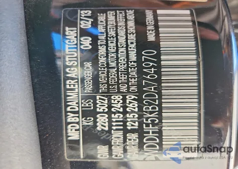 2013 Mercedes-Benz E 350 z USA, uszkodzony, nr VIN WDDHF5KB2DA764970